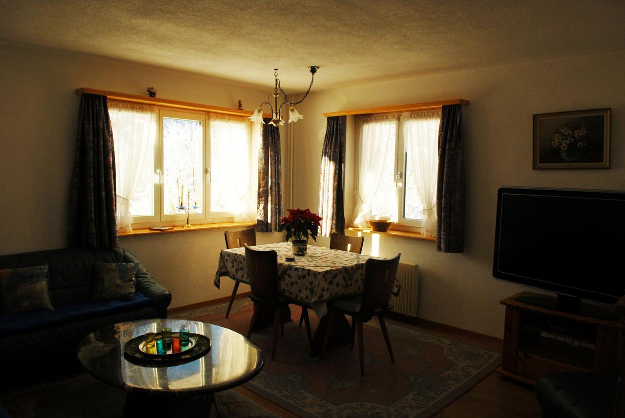 Ferienwohnung Klosters Ngoại thất bức ảnh